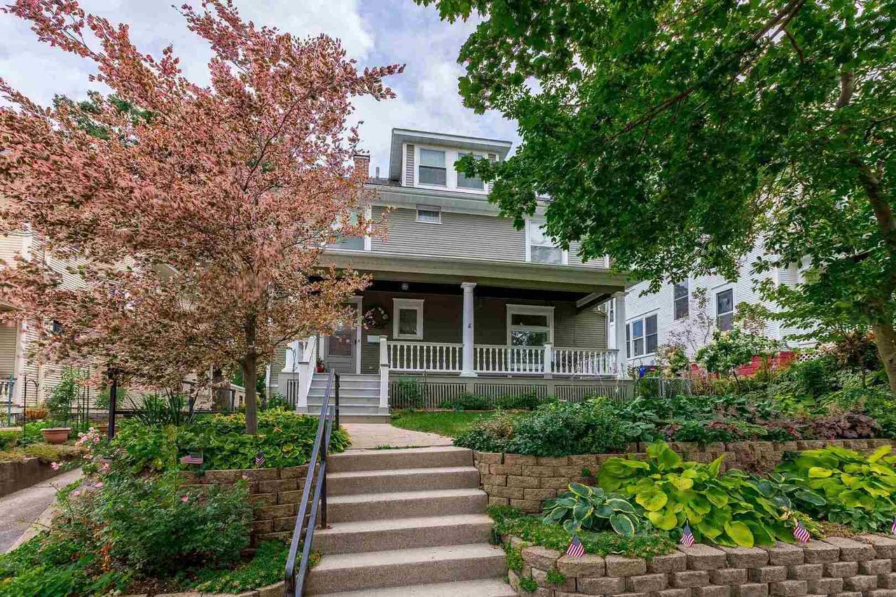 1227 20th St., Rock Island, IL 61201