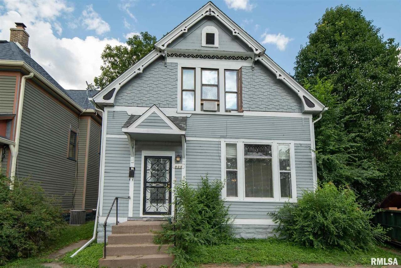 905 21st St., Rock Island, IL 61201