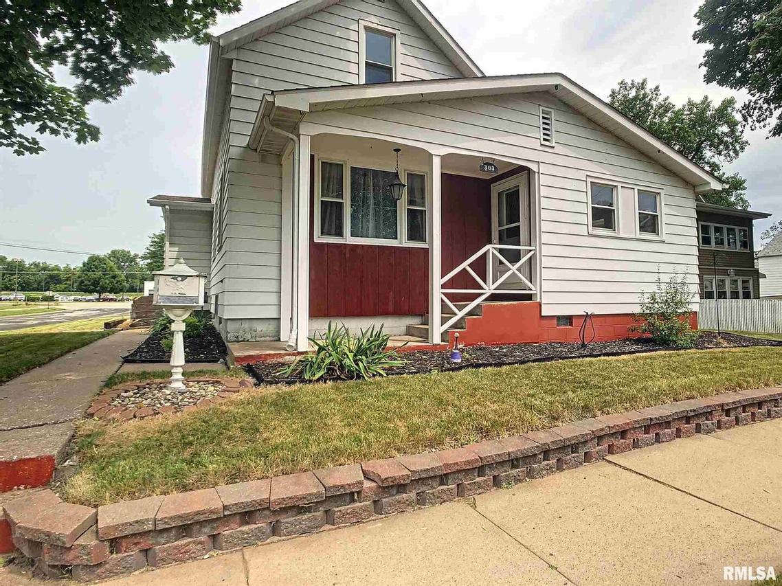 303 2nd Ave., Milan, IL 61264