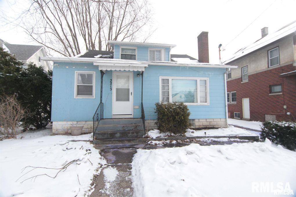 2215 17th St., Rock Island, IL 61201
