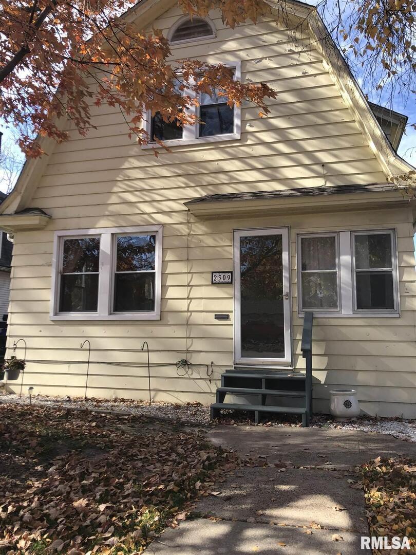 2309 7th St., East Moline, IL 61244