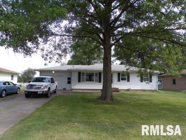 1003 Sunset Dr., Viola, IL 61486