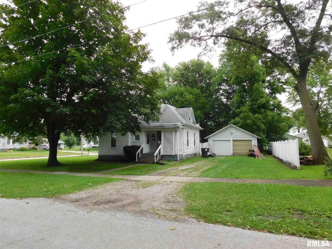 512 NW 2nd Ave., Aledo, IL 61231