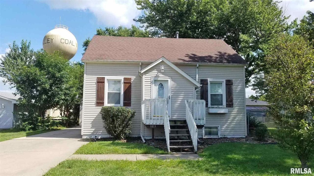 1813 W 2nd St., Coal Valley, IL 61240