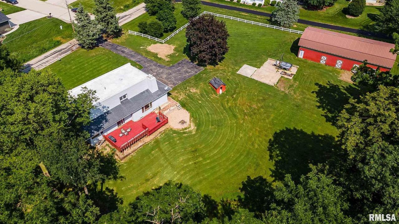 19404 52nd Ave., Port Byron, IL 61275