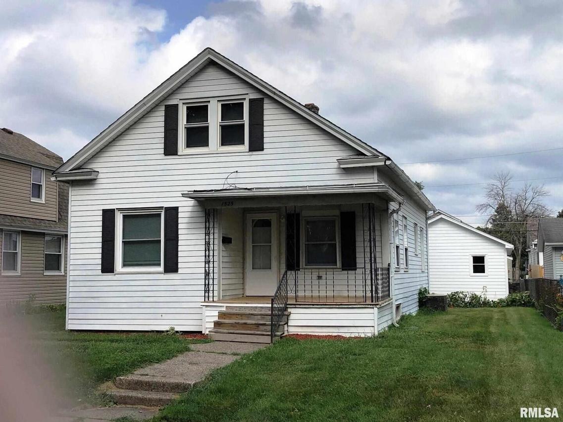 1525 40th St., Rock Island, IL 61201