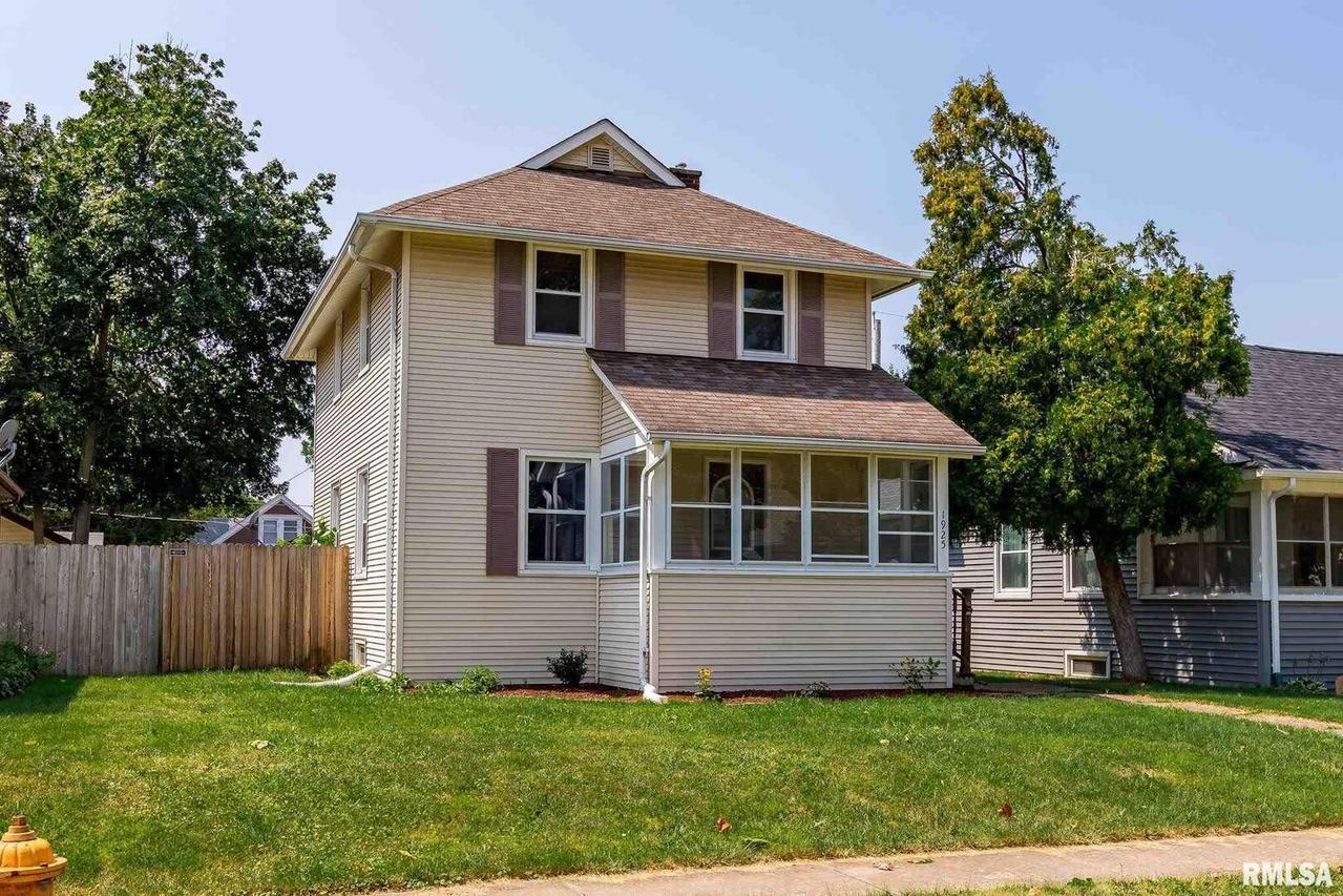 1925 23rd St. #A, Moline, IL 61265