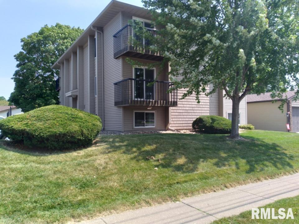 1816 53rd St. #9, Moline, IL 61265