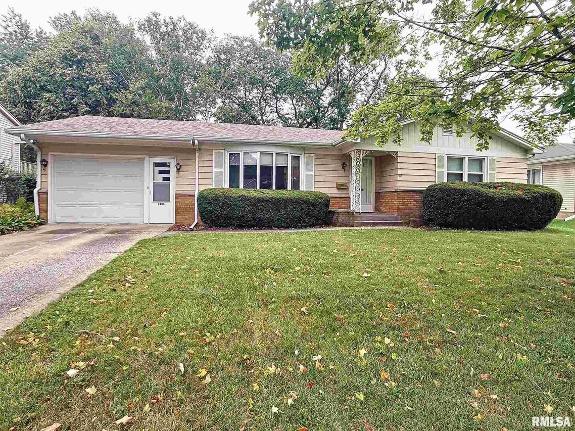 2605 36th St., Rock Island, IL 61201