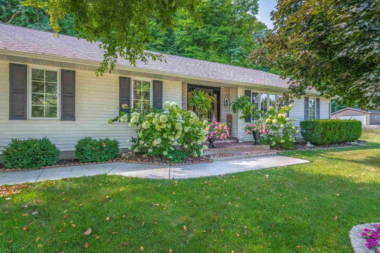 1249 Us Hwy 6, Coal Valley, IL 61240