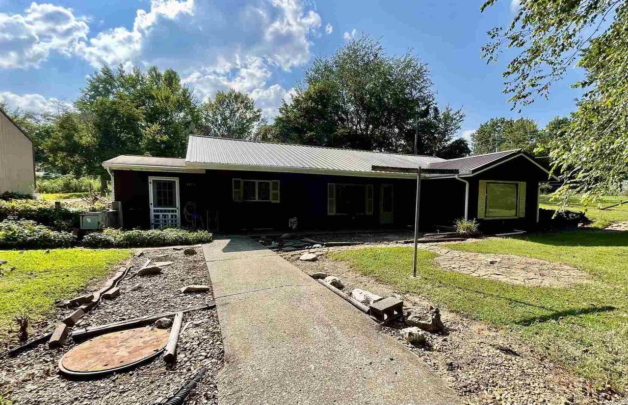 1405 Egyptian Hills Dr., Creal Springs, IL 62922