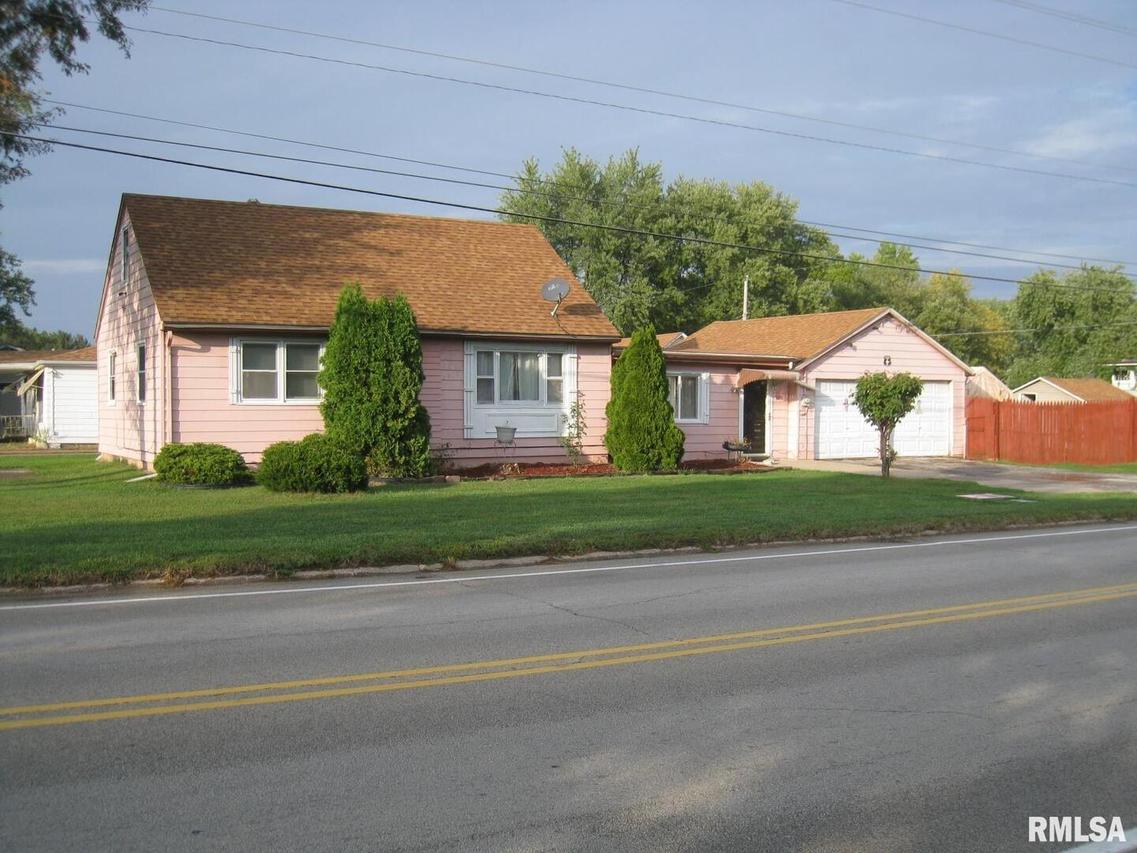 1305 Crosstown Ave., Silvis, IL 61282