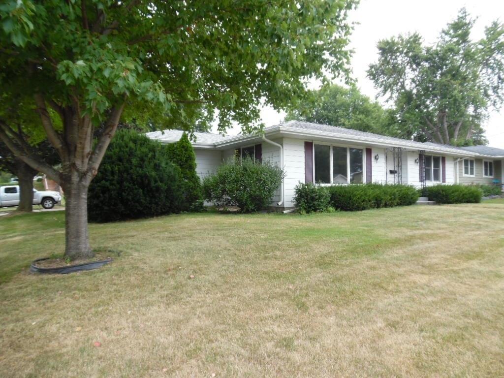 1101 3rd Ave., Fulton, IL 61252