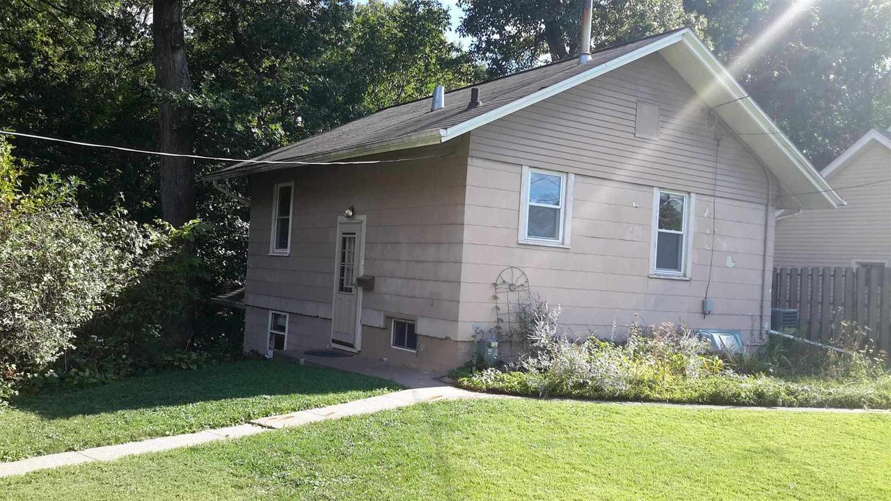 4206 13th Avenue Ct., Rock Island, IL 61201