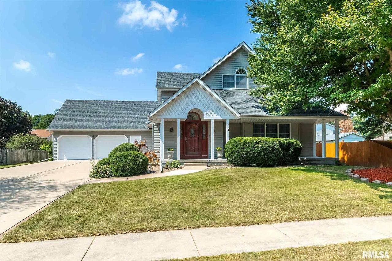 3705 76th Street Ct., Moline, IL 61265