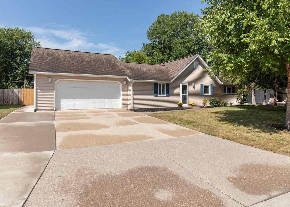 4069 4th St. #A, East Moline, IL 61244