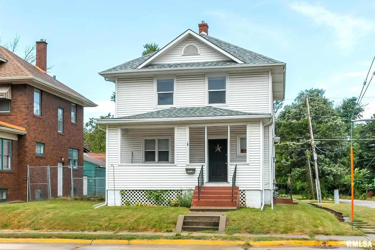2101 7th St., East Moline, IL 61244