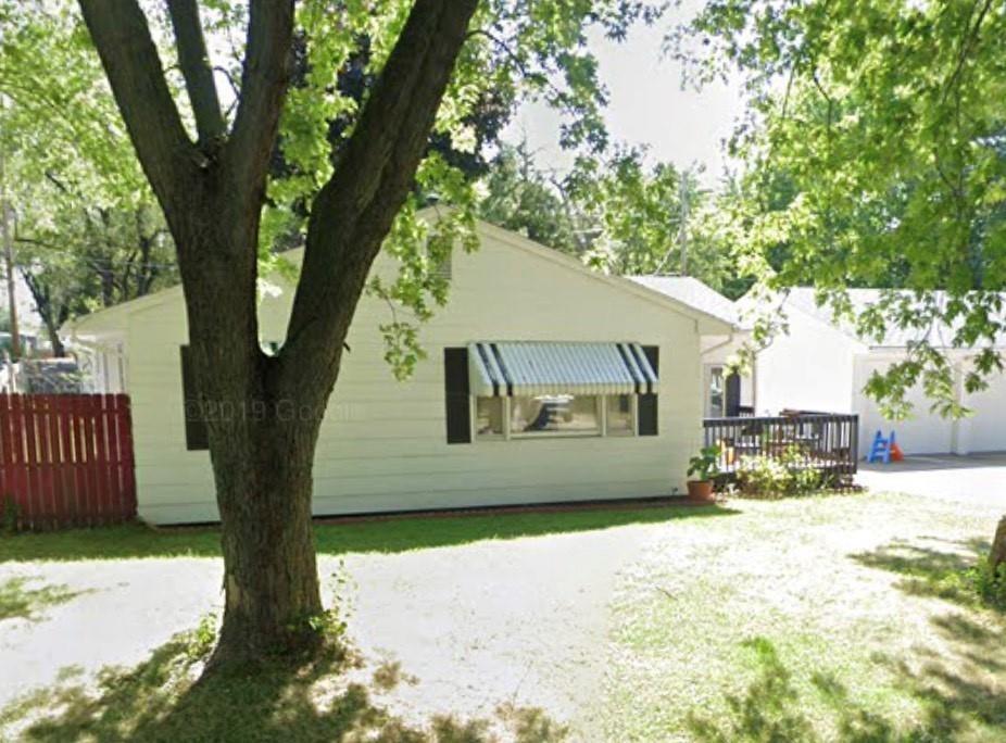 4250 10th St., East Moline, IL 61244