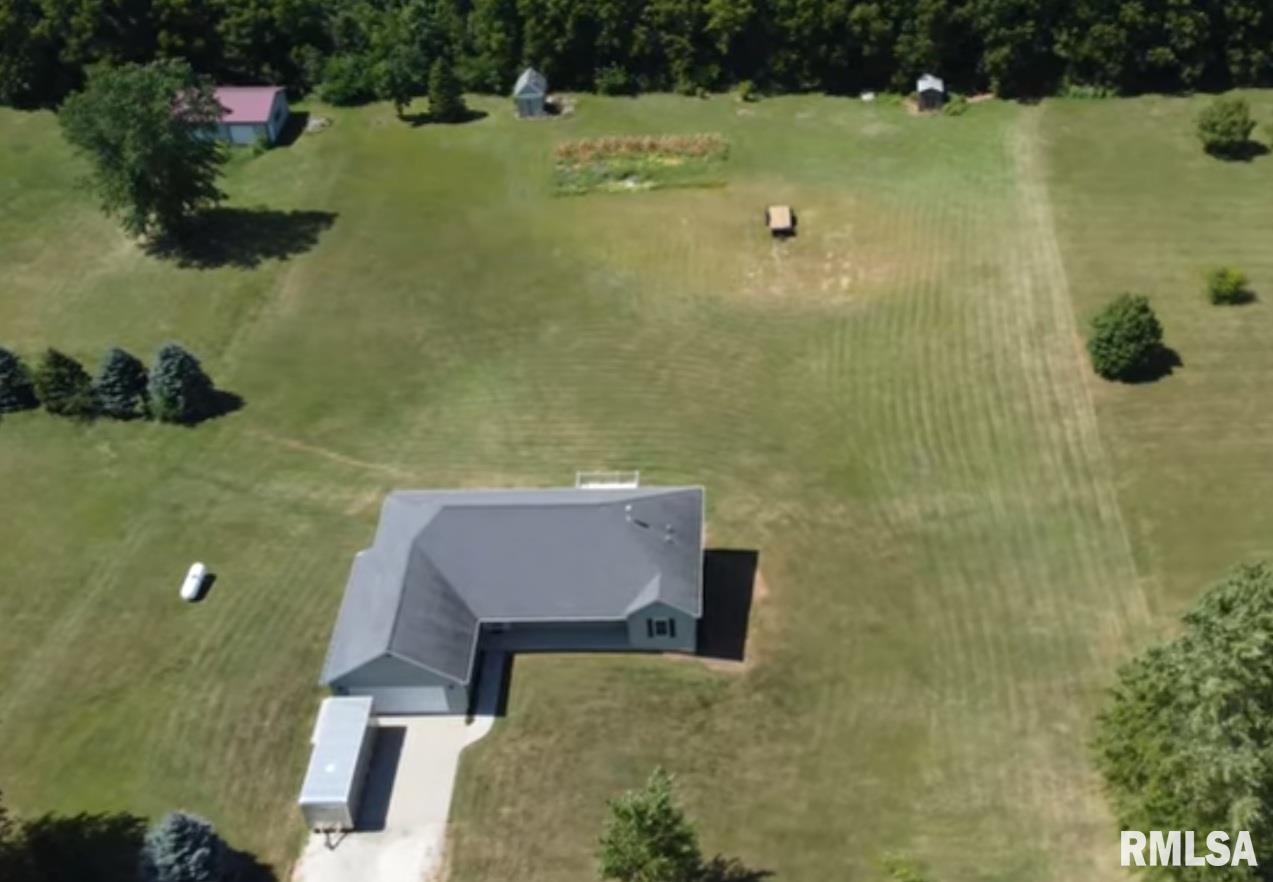 1480 337th St., Lynn Center, IL 61262