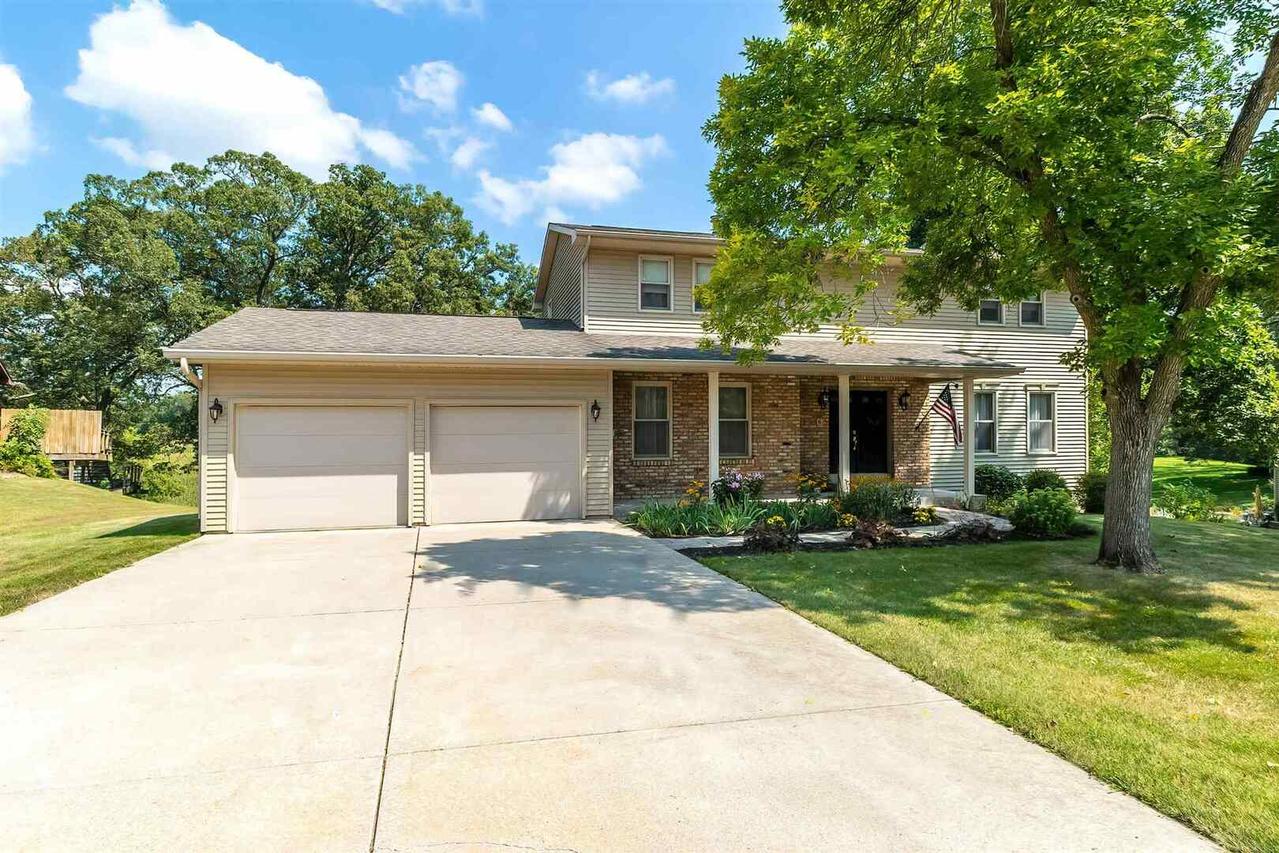 6 Oak Grove Rd., Geneseo, IL 61254