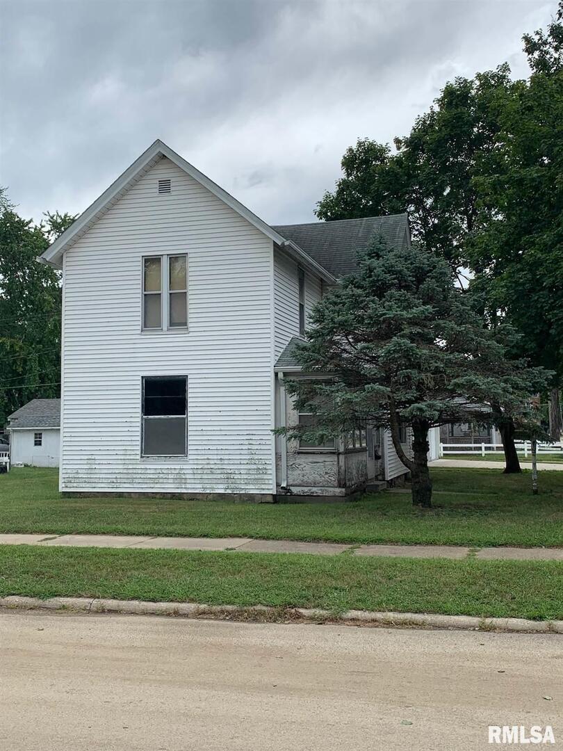 800 13th Ave., Fulton, IL 61252