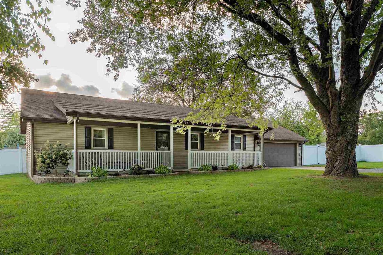 11478 Cedar Grove Rd., Marion, IL 62959