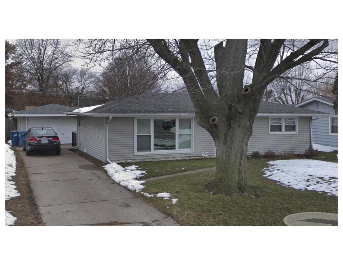 2302 9th St., Silvis, IL 61282