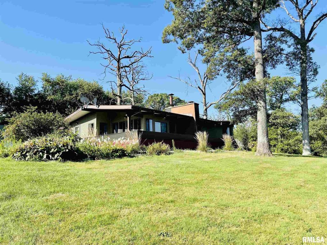 792 Highway 94, Aledo, IL 61231