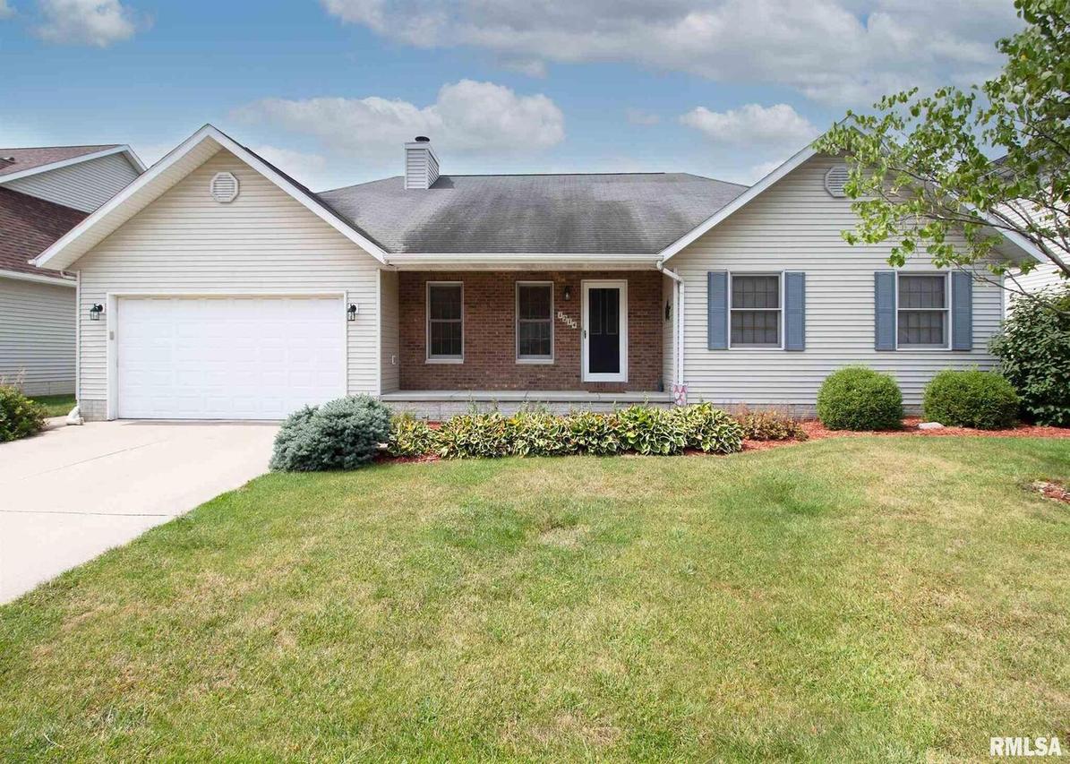 1214 16th Street Ct., Silvis, IL 61282
