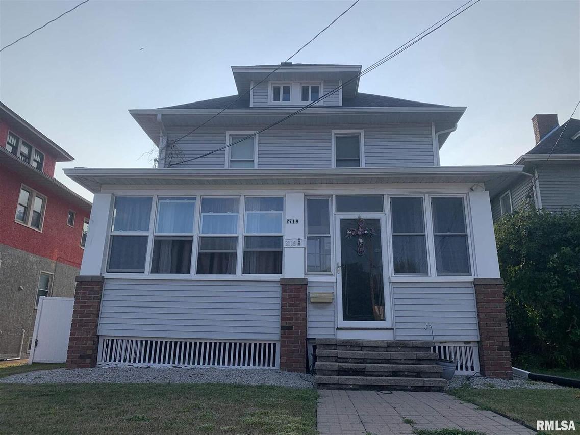 2719 16th St., Moline, IL 61265