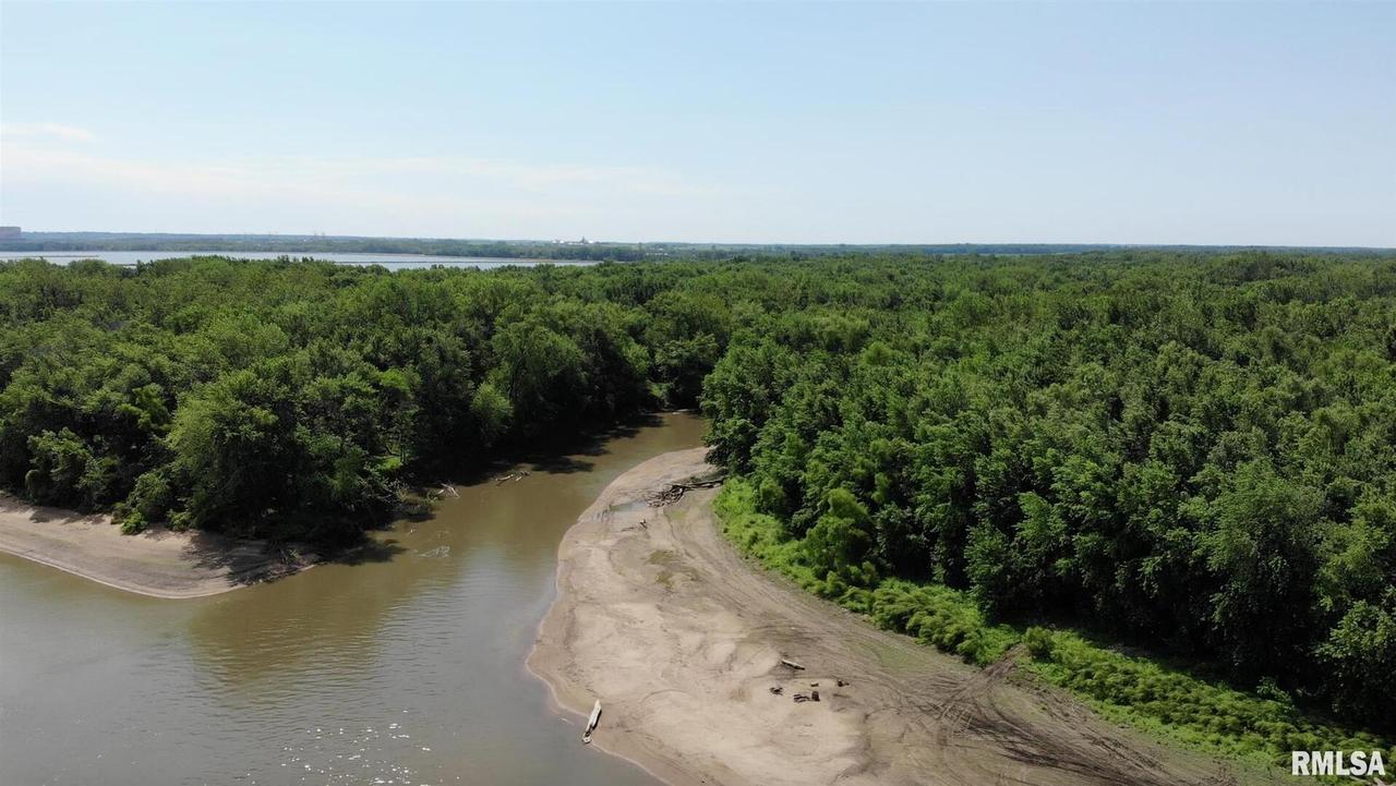 Manito Rd., Manito, IL 61546