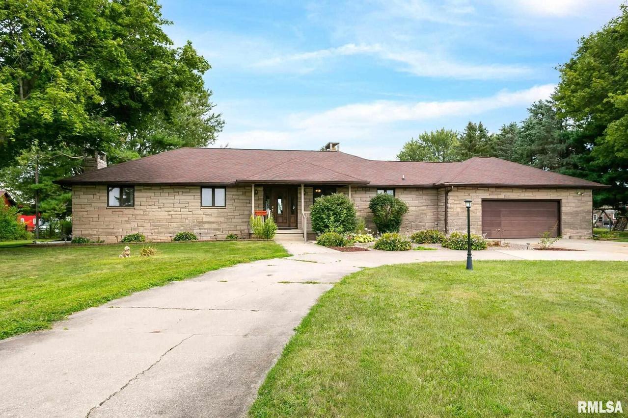 12292 Indian Trail Rd., Geneseo, IL 61254