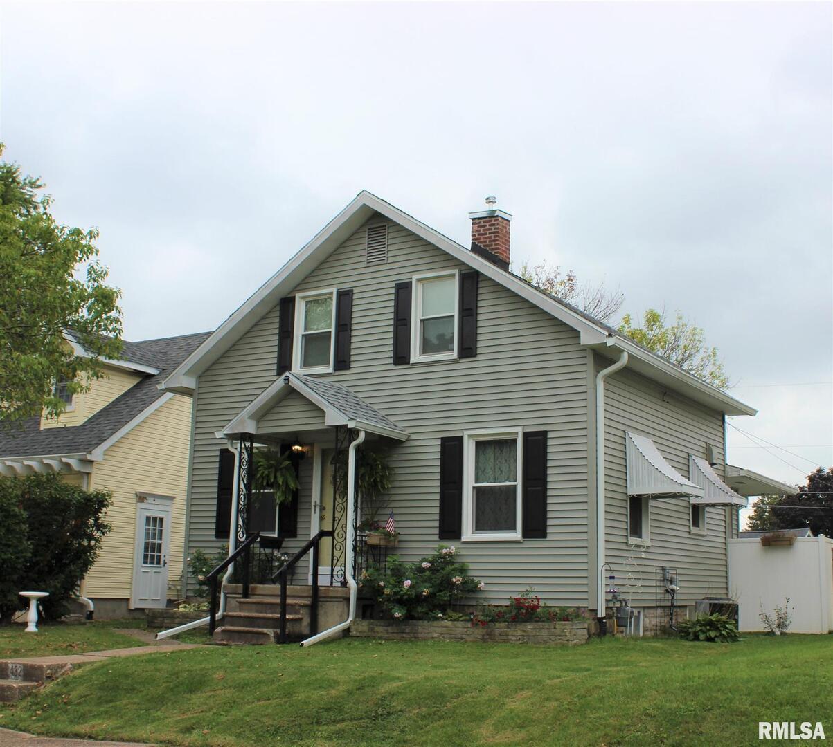 432 22nd Ave., Moline, IL 61265
