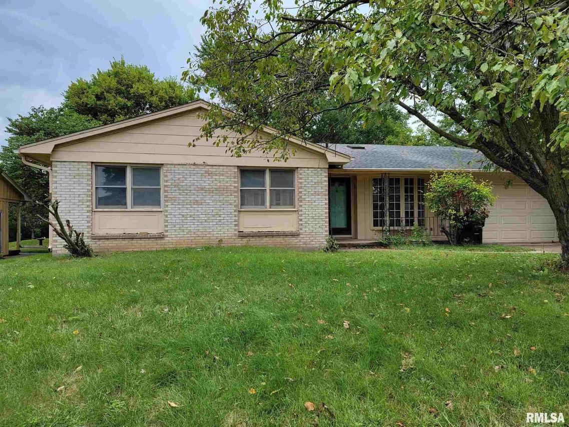 3709 26th Ave., Rock Island, IL 61244