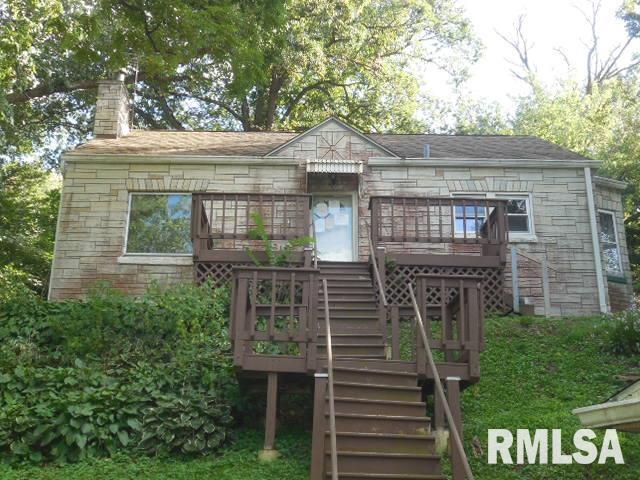 2101 10th St., East Moline, IL 61244