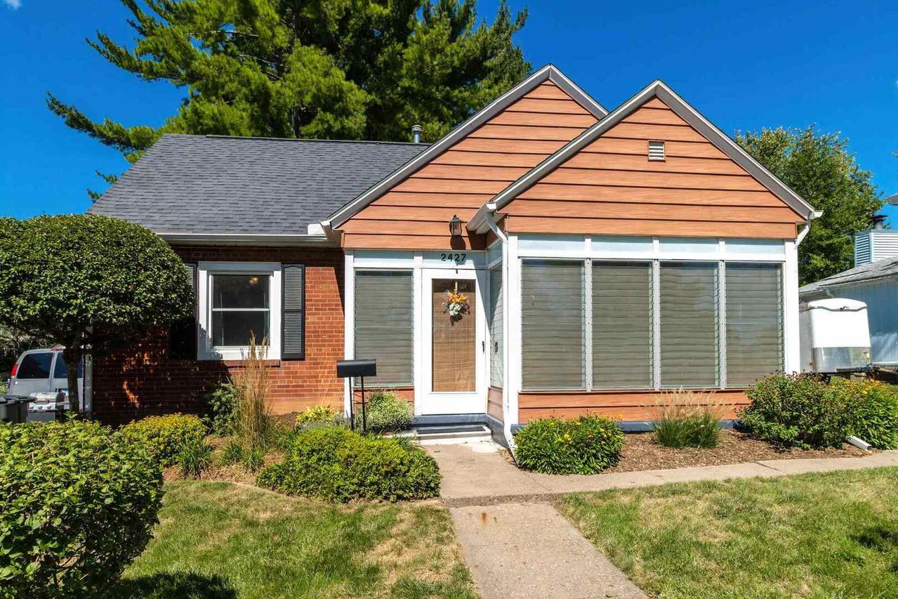 2427 23rd Ave., Rock Island, IL 61201