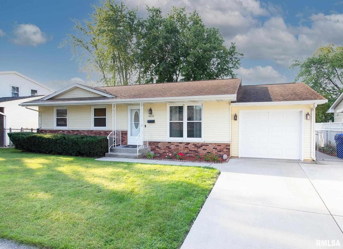 4616 11th Ave. #D, Moline, IL 61265