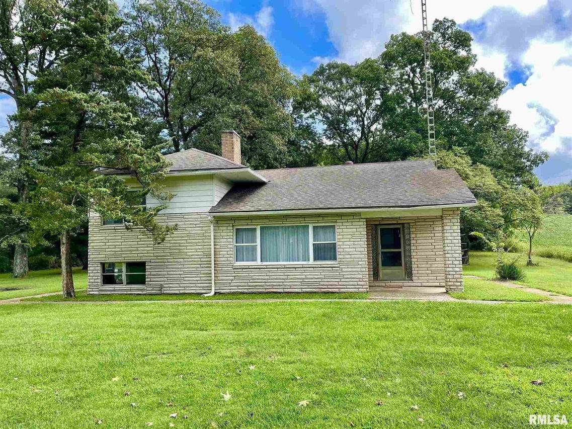 7209 Izaac Walton Rd., Benton, IL 62884