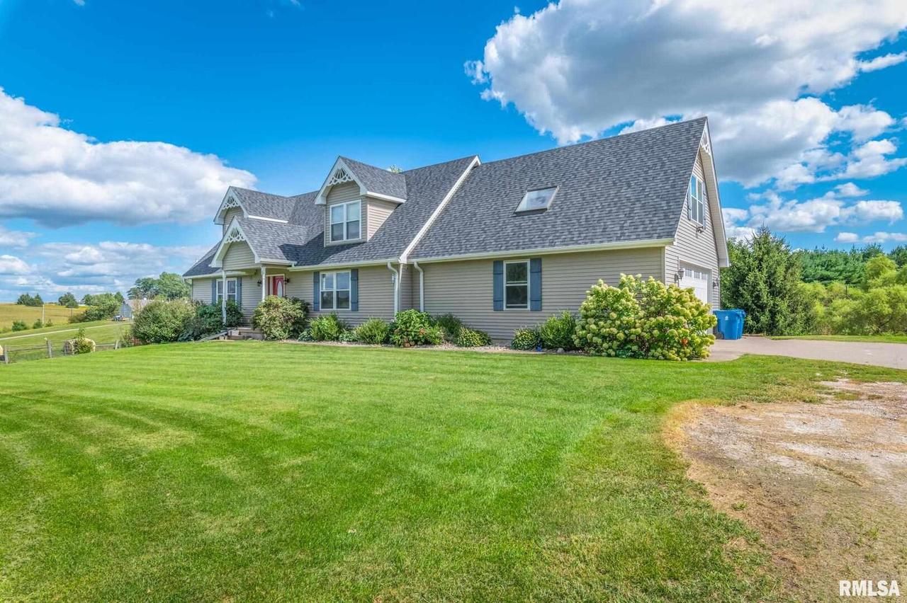 6300 120th Ave., Coal Valley, IL 61240