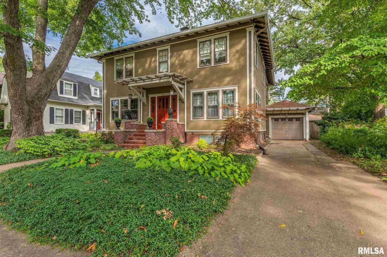 1717 21st St., Rock Island, IL 61201