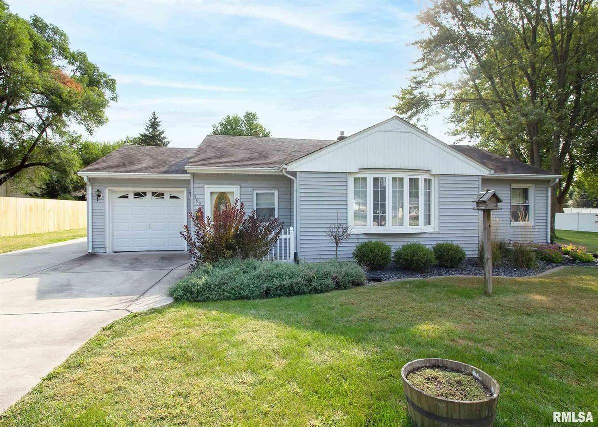 3020 54th St., Moline, IL 61265