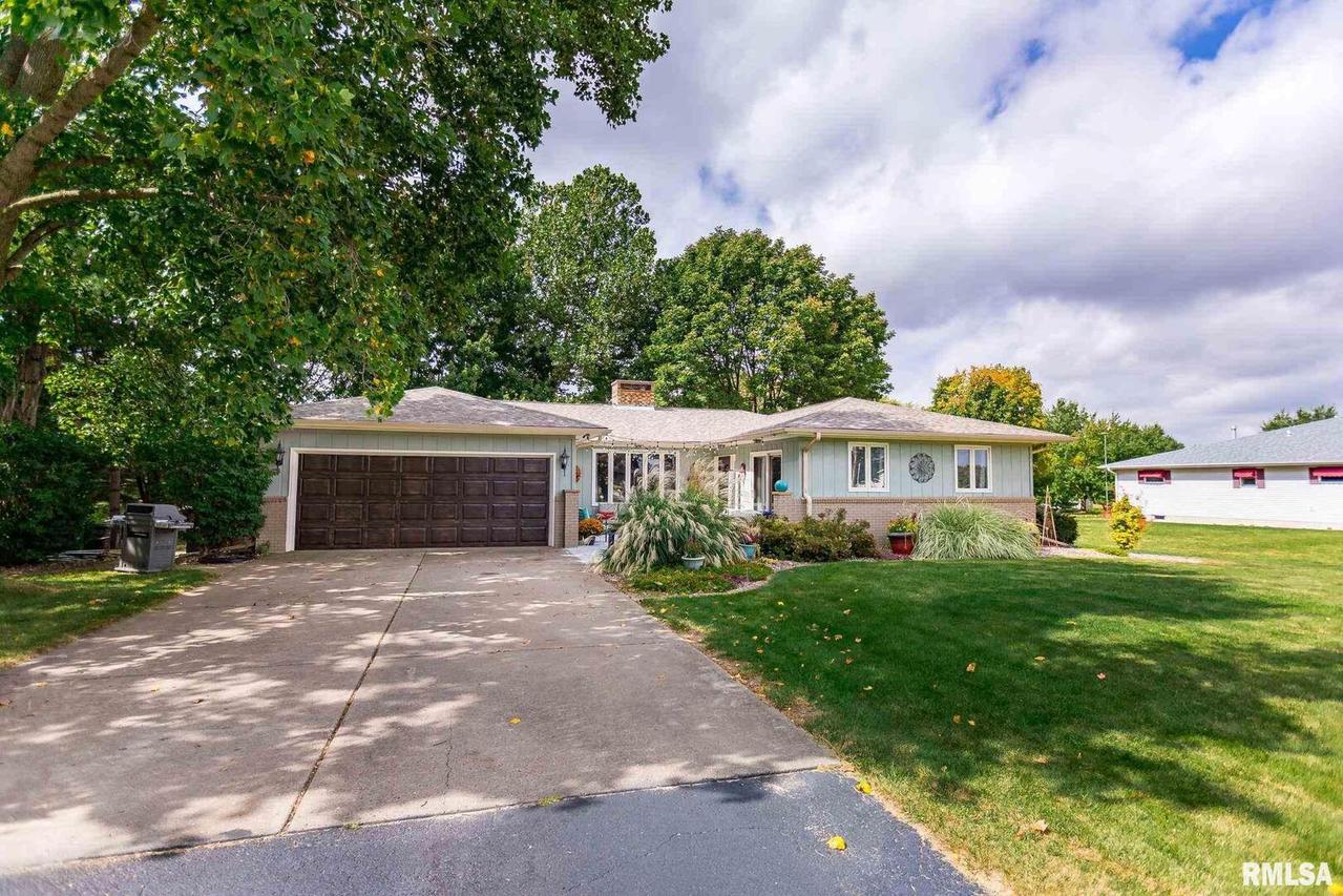 805 NE 6th Ave., Aledo, IL 61231