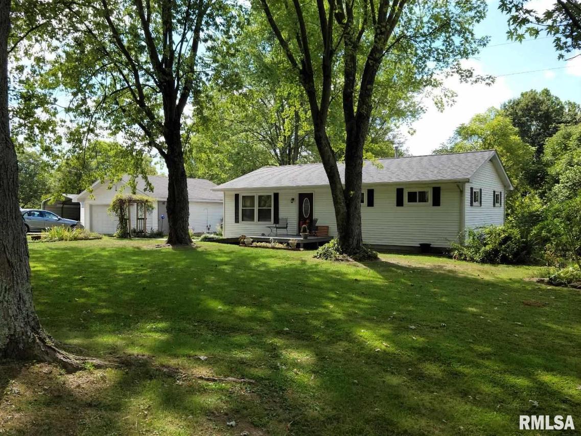 640 Wing Hill Rd., Cobden, IL 62920