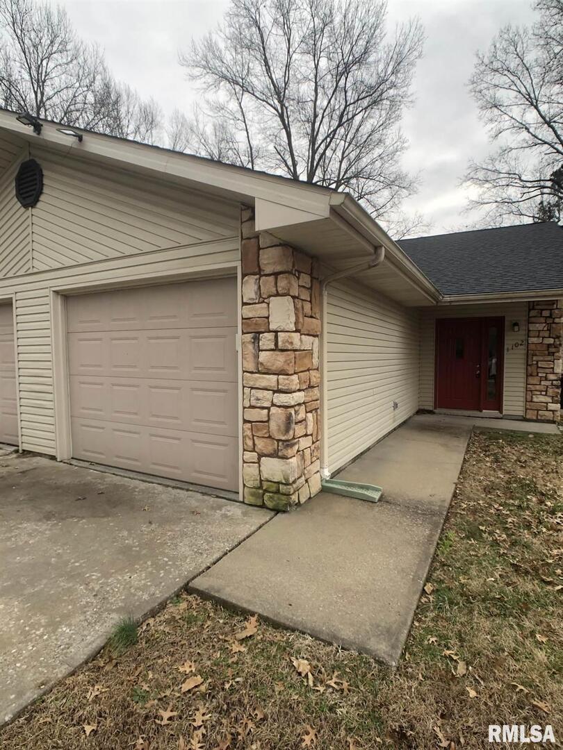 1100 W Polk St., Herrin, IL 62948