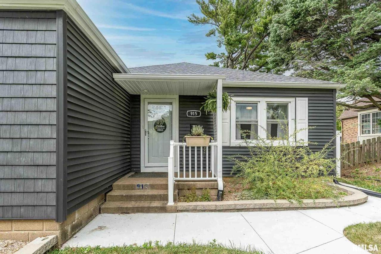 915 24th St., Moline, IL 61265