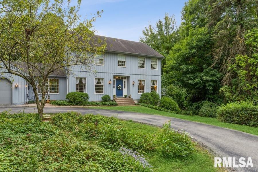 2631 12th St., Moline, IL 61265