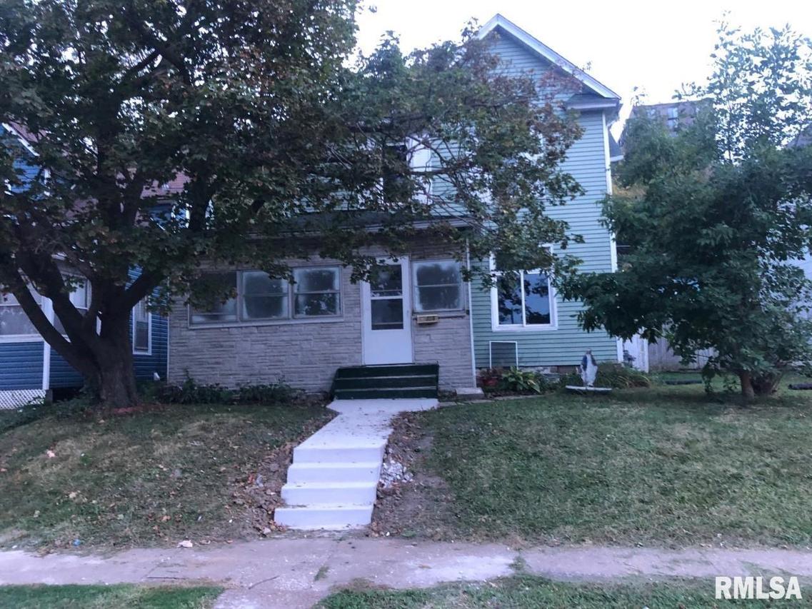 726 17th Ave., East Moline, IL 61244
