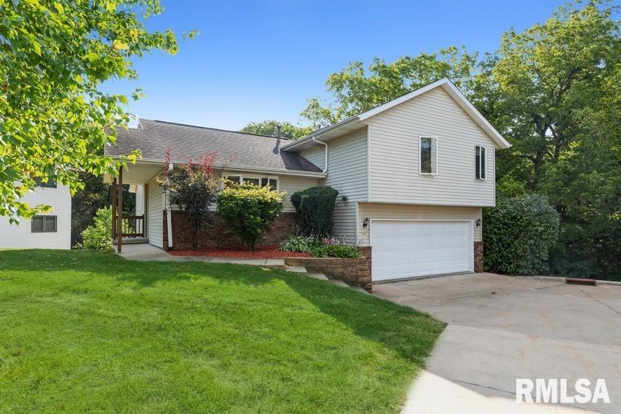 8504 Ridgewood Rd. #701, Rock Island, IL 61201