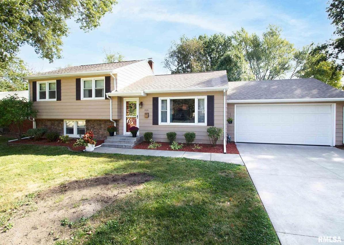 1826 45th St., Moline, IL 61265