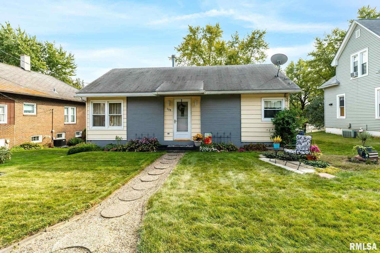 708 11th Ave., Orion, IL 61273